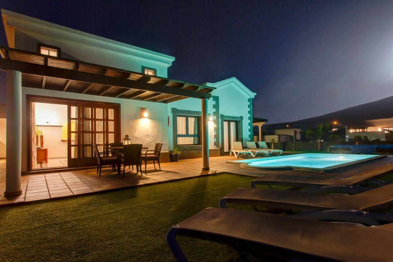 Villa Esterlicia Playa Blanca  Ngoại thất bức ảnh